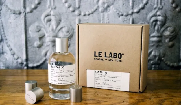 通过塑造仪式感与个性化体验，不投广告的小众香水品牌Le Labo受到追捧