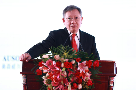 互动通控股集团总裁邓广梼博士