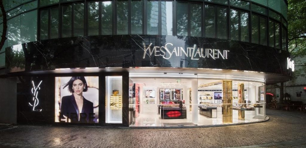 YSL圣罗兰美妆全球首家香水主题旗舰店亮相上海新天地