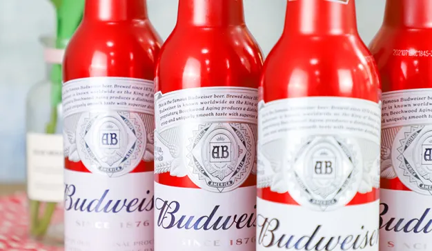 百威将推出零碳水啤酒Bud Light Next，酒精含量低至4%