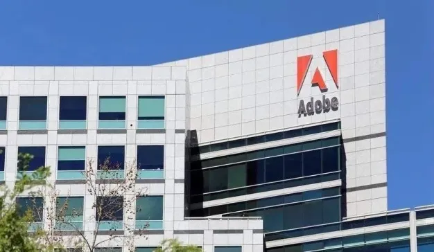 壕无人性Adobe”的转型之路你学不来