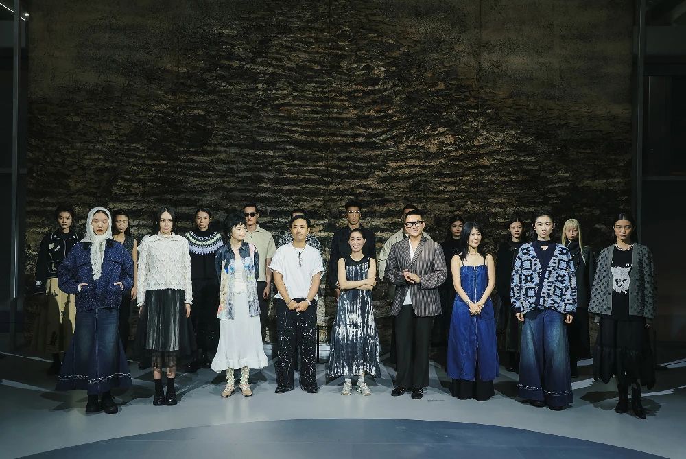 时装品牌INITIAL携手START星美术馆庆祝25周年，开启一场基于“当下”的全新探索