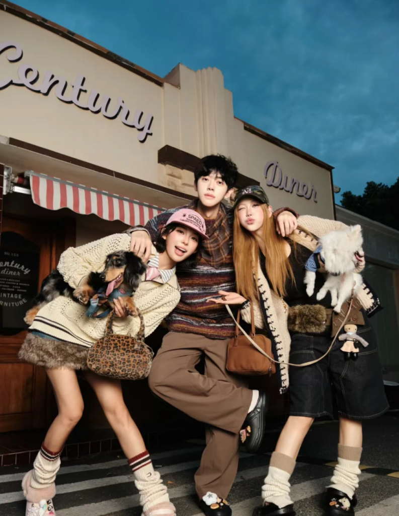 当消费者开始用“一年四季”定义 Crocs