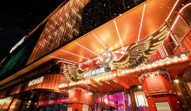 排队也要玩！INS新乐园凭啥成为城市年轻人的情绪出口？