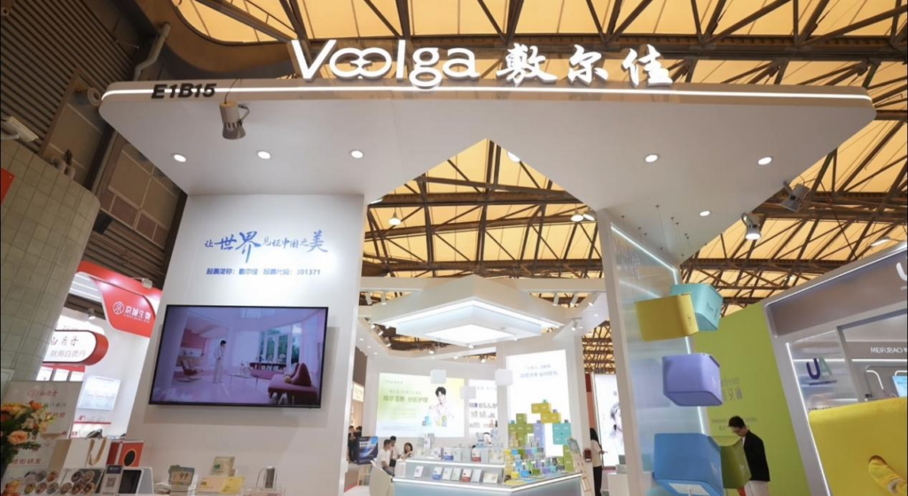 敷尔佳亮相上海美博会，三大新品矩阵引领精准修护新趋势