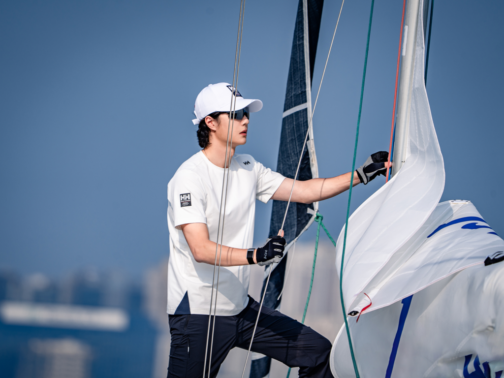 初心向海，航海正当时 HELLY HANSEN携手王一博于维港启幕年度航海盛典